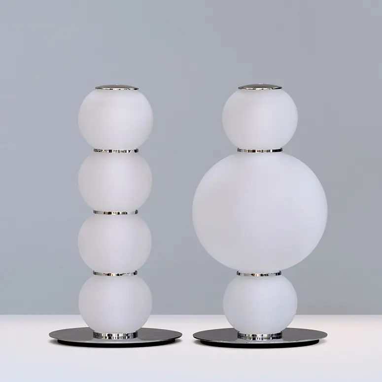 formagenda pearls Table frosted