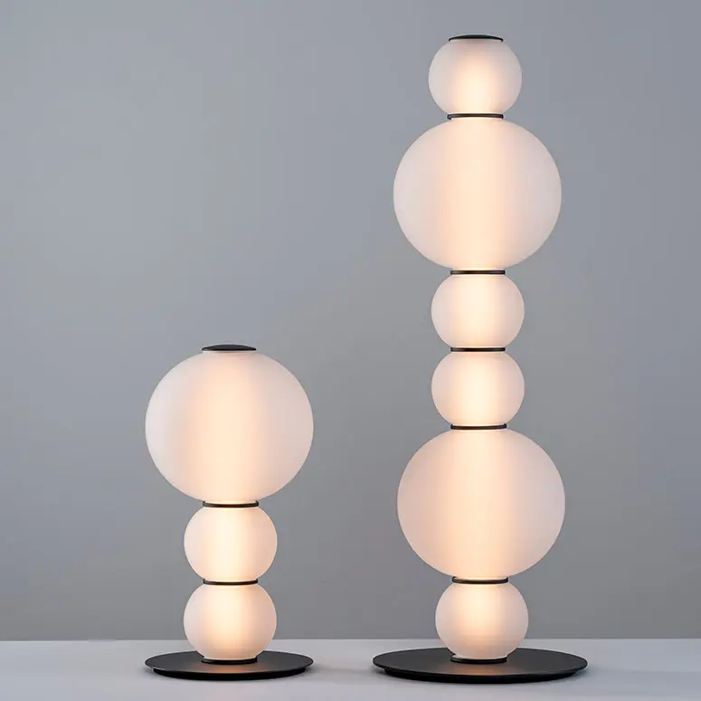 formagenda pearls Table frosted