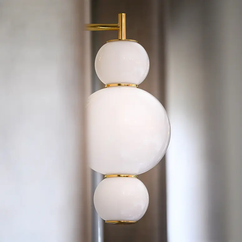 formagenda pearls Wall Light