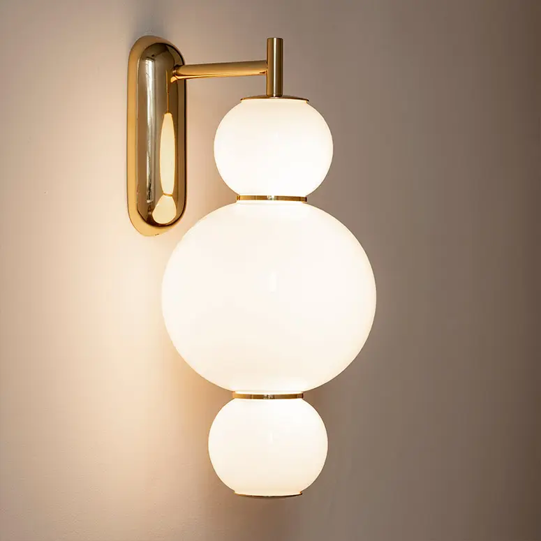 formagenda pearls Wall Light
