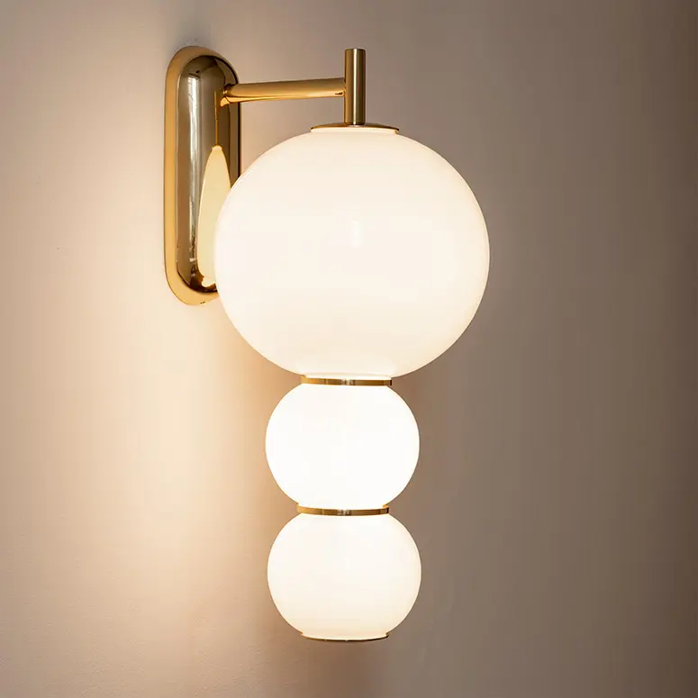 formagenda pearls Wall Light