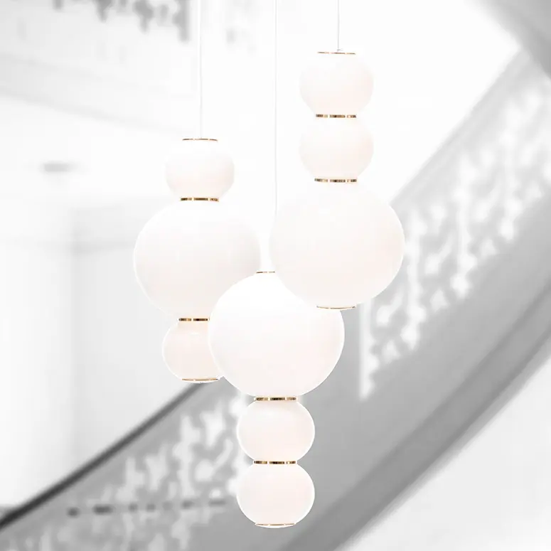 Formagenda Chandelier Pearls 3
