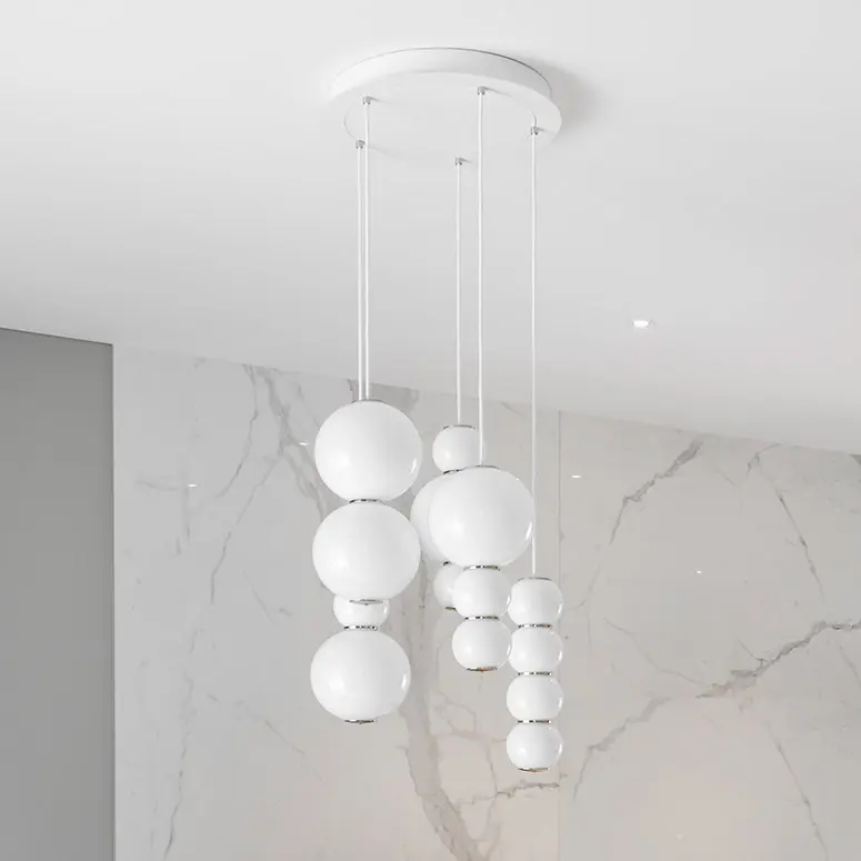Formagenda Chandelier Pearls 5