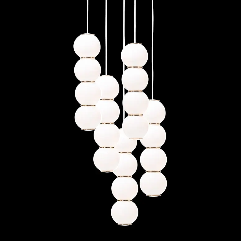 Formagenda Chandelier Pearls 5