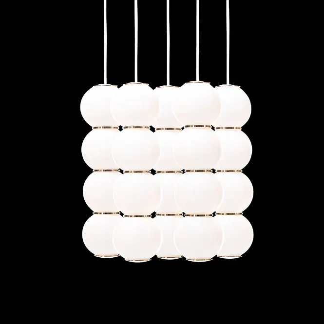 Formagenda Chandelier Pearls 5