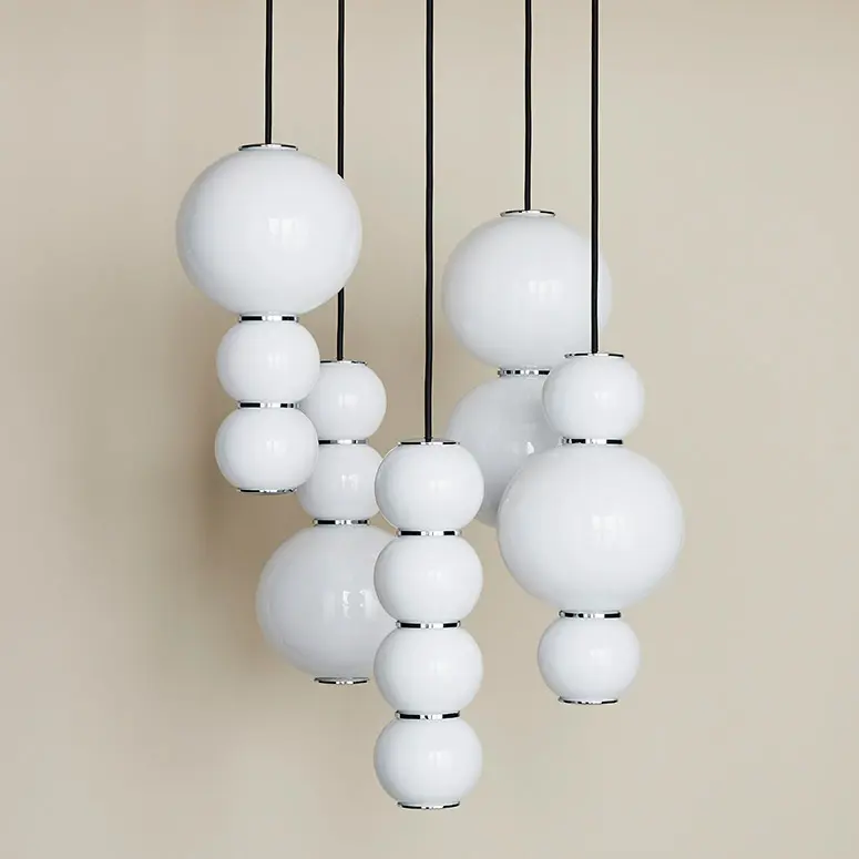 Formagenda Chandelier Pearls 5