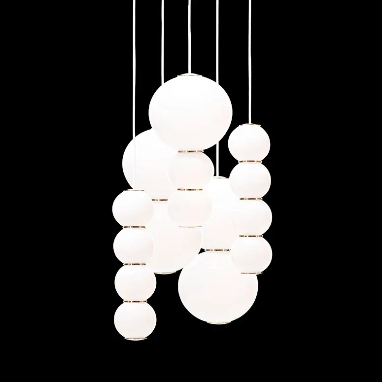 Formagenda Chandelier Pearls 5