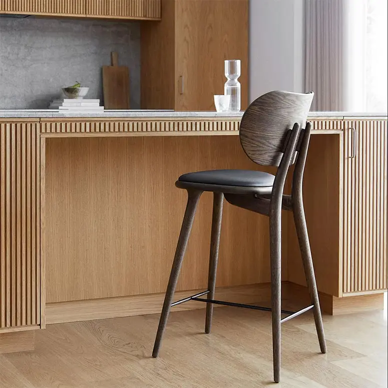 Mater Stool High Backrest