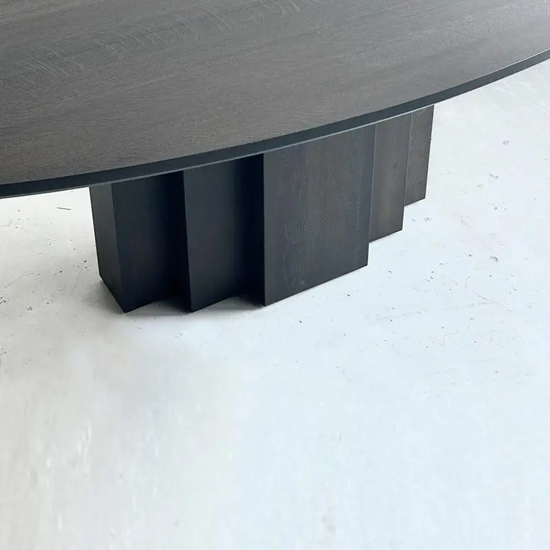 Heerenhuis Brix oval Table