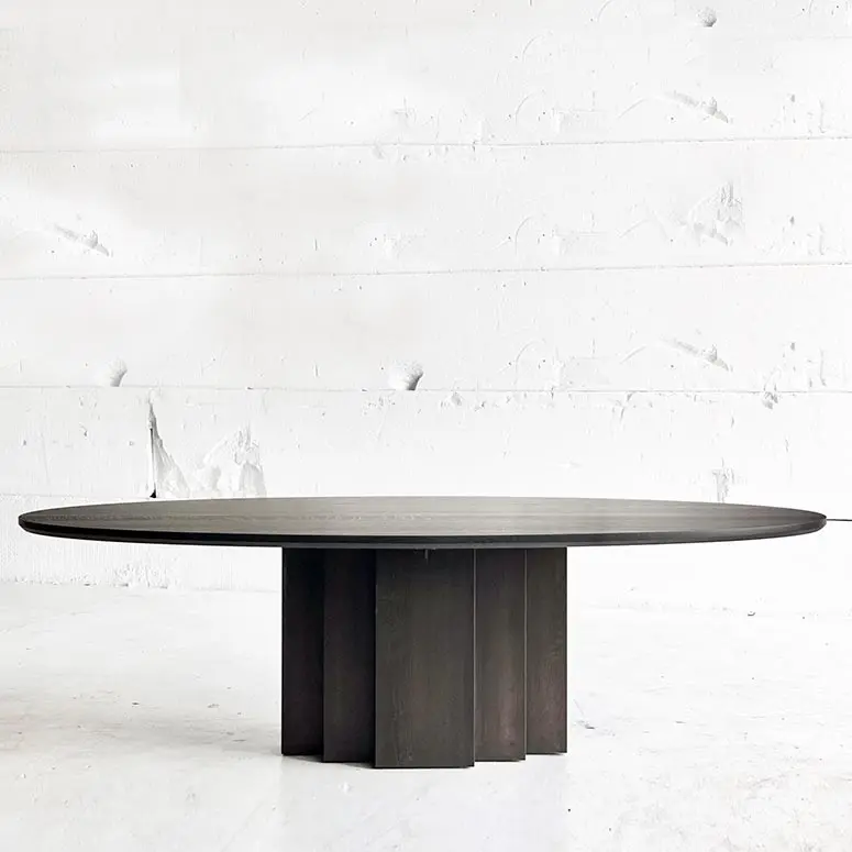 Heerenhuis Brix oval Table