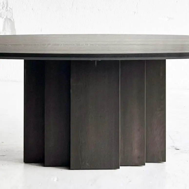 Heerenhuis Brix oval Table